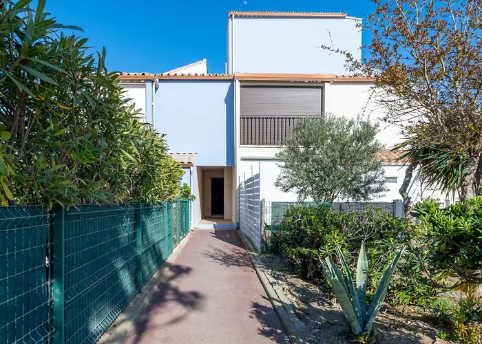 Apartment Les Balcons De La Mediterranee-37 By Interhome